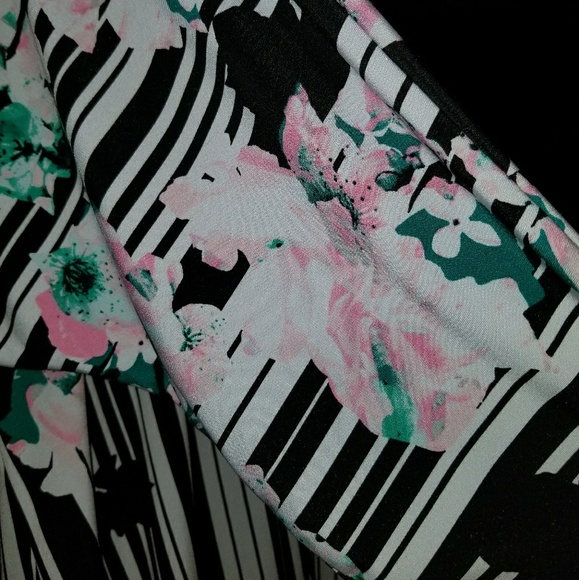 Top - Picture 3 of 3